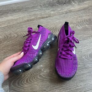 Nike Woman’s Air VaporMax Flyknit 3 ‘Vivid Purple’